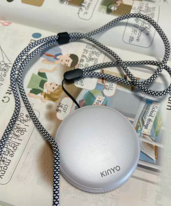 金运T1 AI口语陪练机用于绘本口语延伸练习